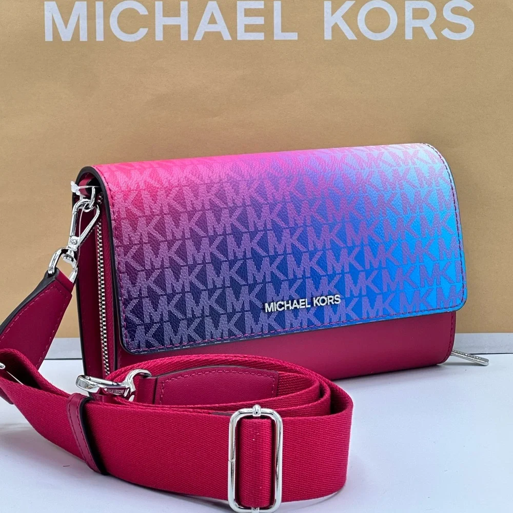 Michael Kors Fuchsia Jet Set Crossbody